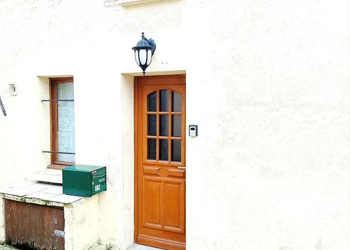 Elegante Maison Centre Romilly